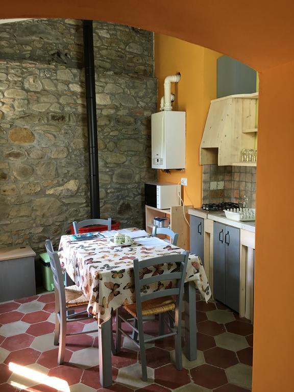 Casa Guido 2- La Porta Delle 5 Terre Apartment Beverino Exterior photo